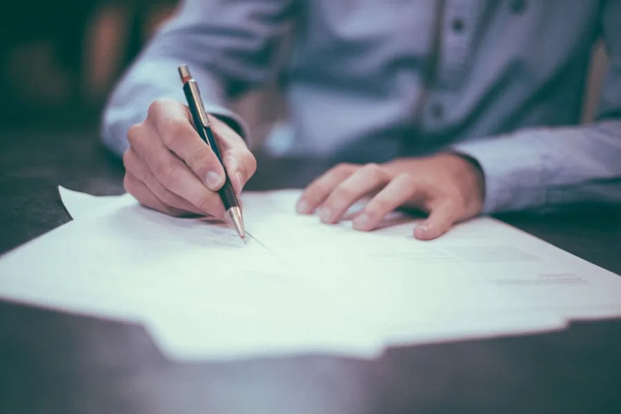 Escritório com documentos